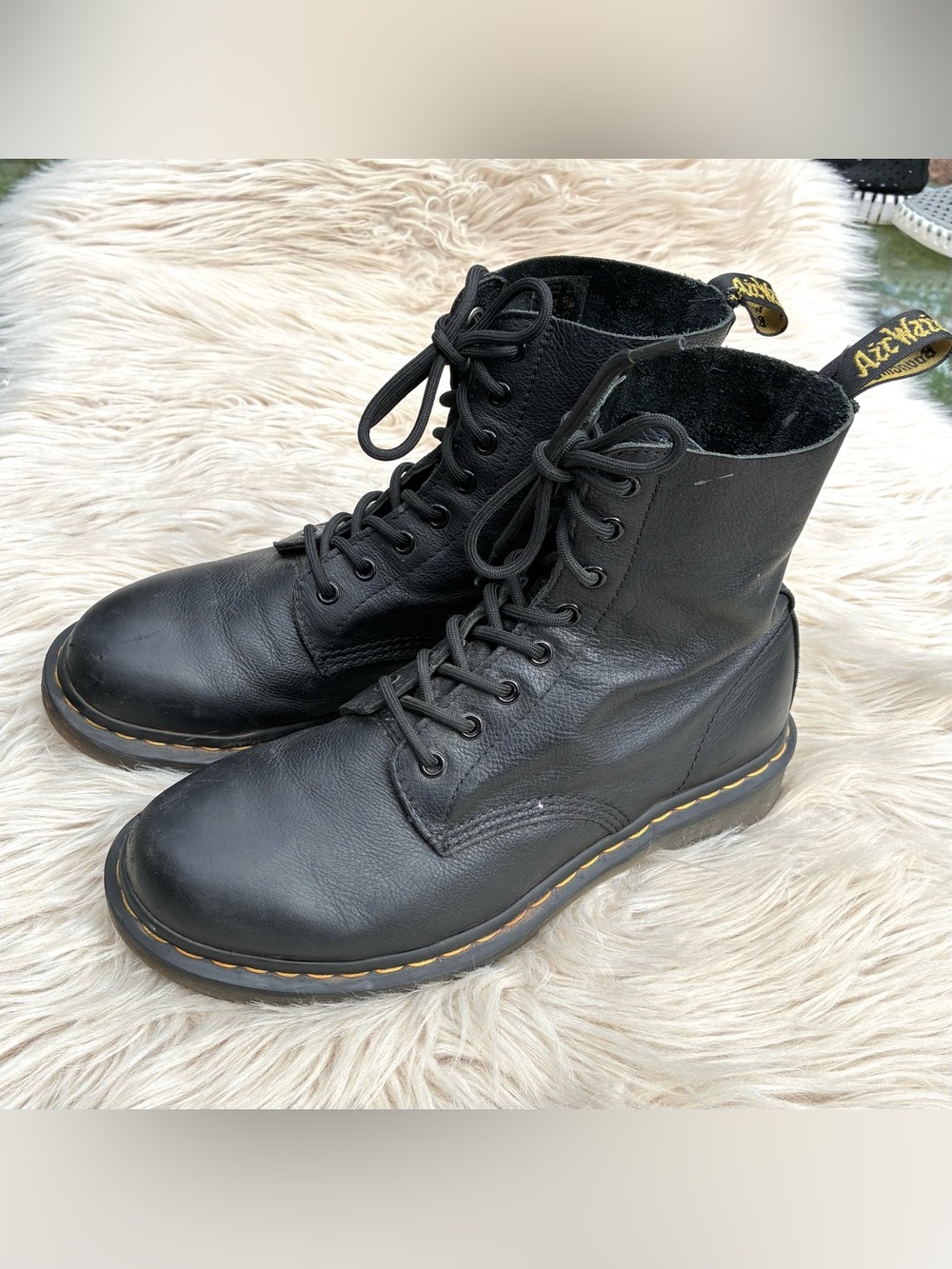 Dr Martens Pascal Black Leather Boots Women’s Sz 11